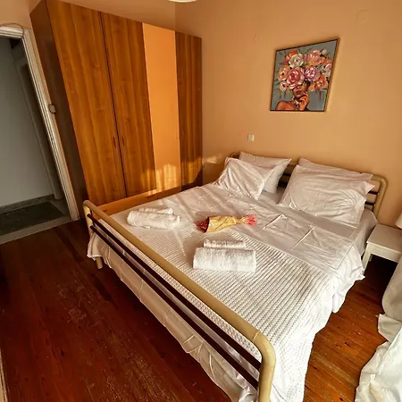 Peramos Thea Néa Péramos