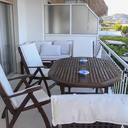 Apartament Peramos Thea