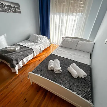 Apartament Peramos Thea *